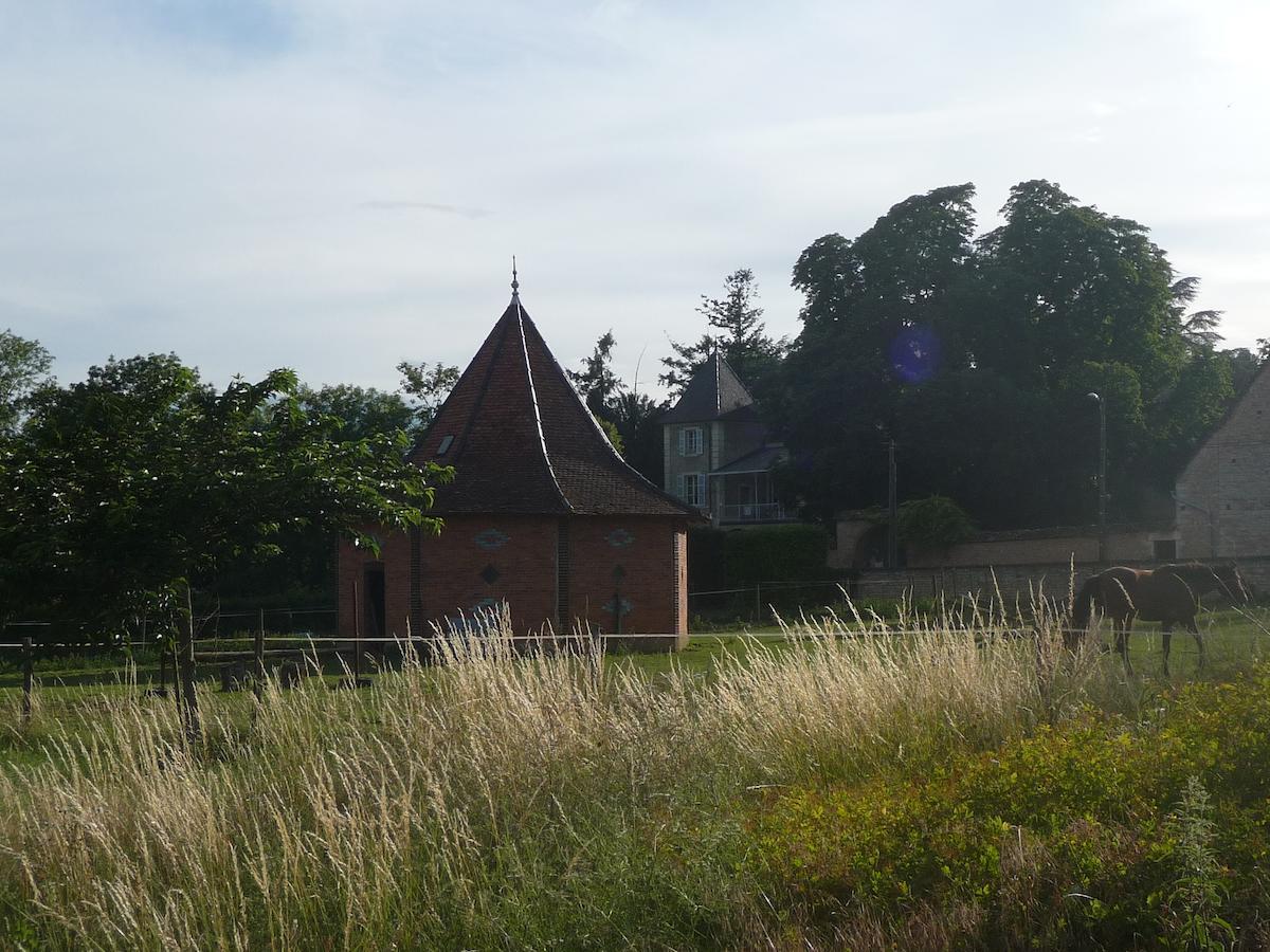 Le Chateau Bed and Breakfast Champagny-sous-Uxelles Exterior foto